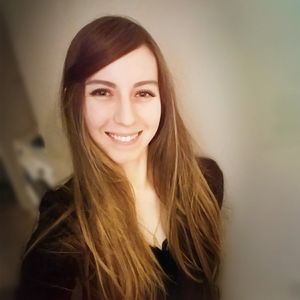 Meet your Posher, Antonia